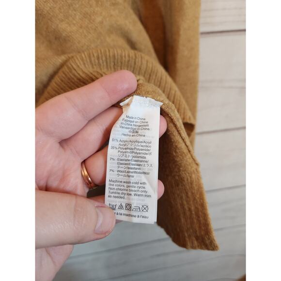 J. Crew Women's Brown Knit Round Neck Long Sleeve Pullover Sweater Size Large - Picture 4 of 6